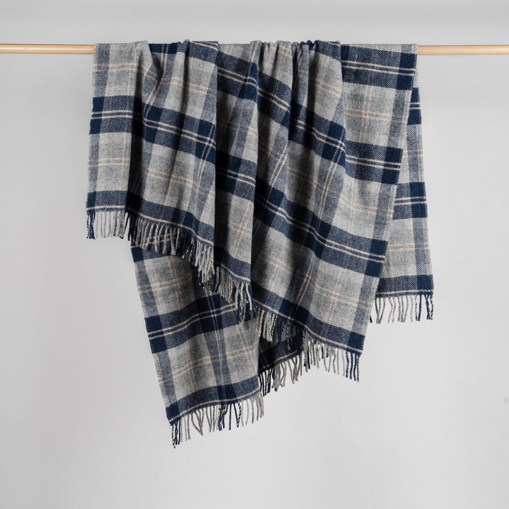 Sciarpa In Tartan Scozzese Bannockbane Modern Navy – 100% Lana D'Agnello 180x25 Cm