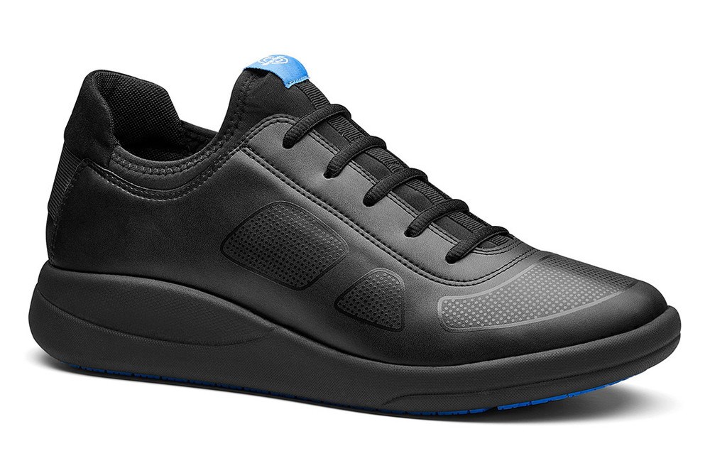 Transform microfibre trainer, Black Upper/Black Sole, with Modular Insole Technology