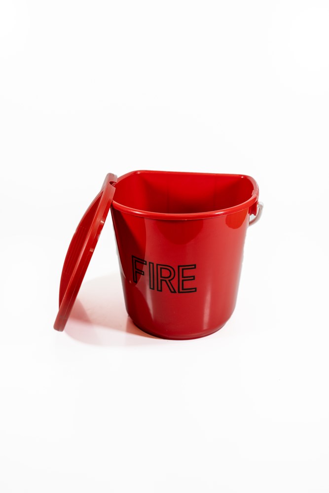 Fire Bucket (red with lid)